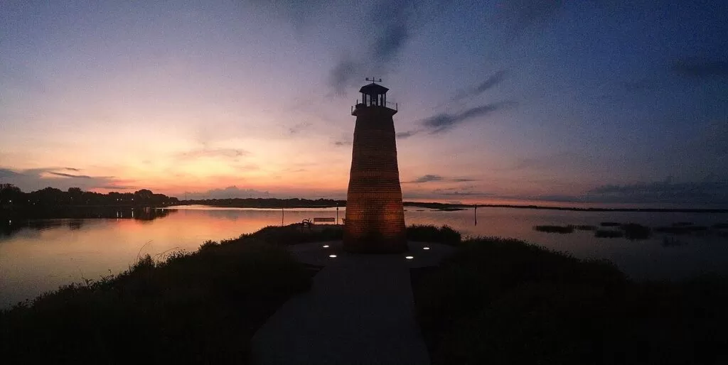 Sunrise over Lake Tohopekaliga at Kissimmee Lakefront Park.